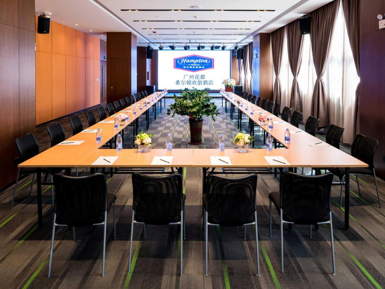 Отель Hampton By Hilton Guangzhou Huadu Экстерьер фото