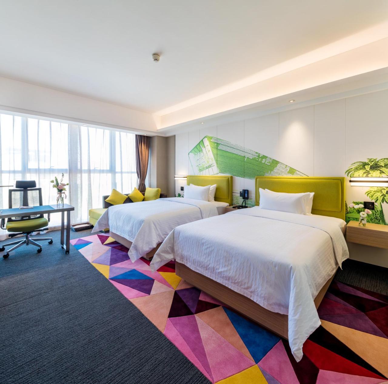 Отель Hampton By Hilton Guangzhou Huadu Экстерьер фото