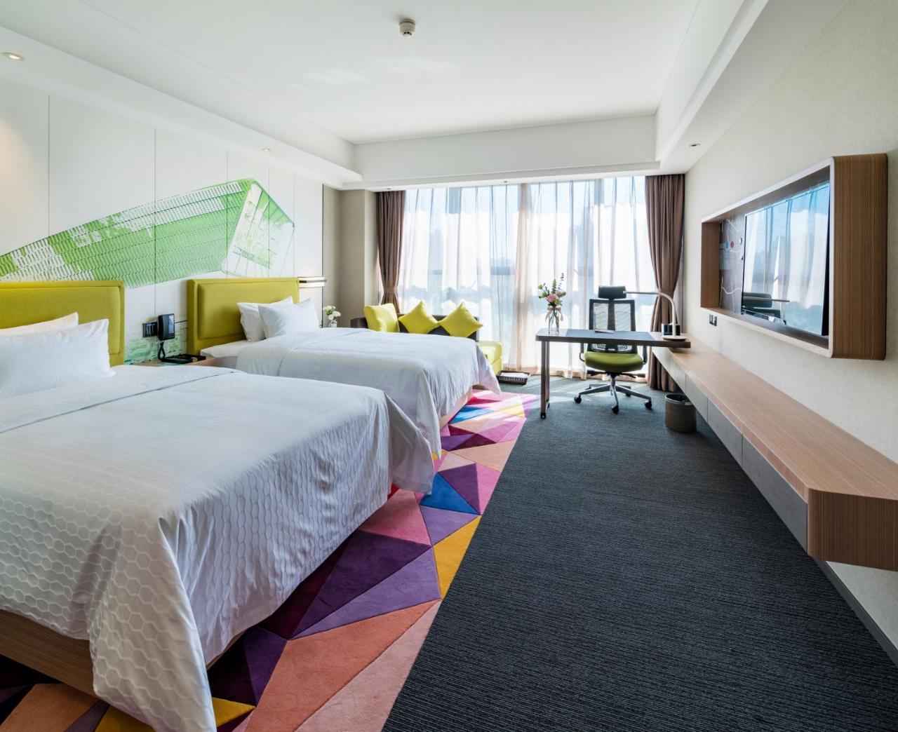 Отель Hampton By Hilton Guangzhou Huadu Экстерьер фото